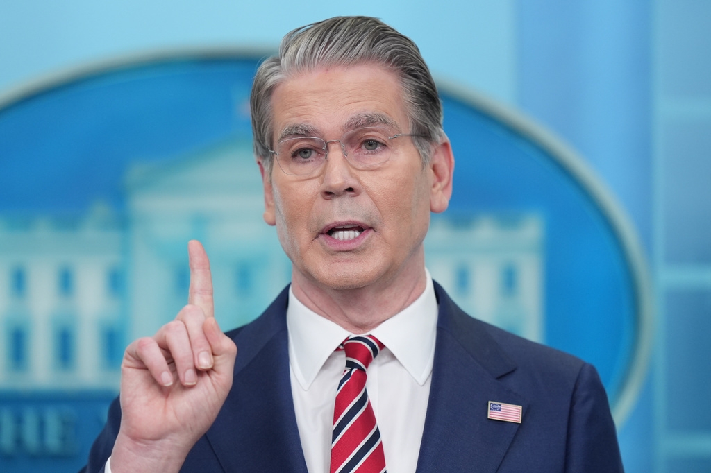 Mỹ công bố thêm các lệnh trừng phạt nhằm vào dầu mỏ Iran